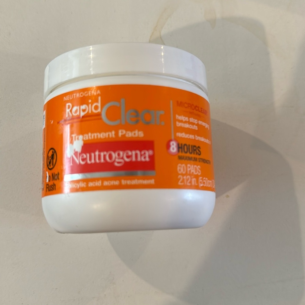 New Neutrogena Treatment Pads 60 Count